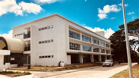 De La Salle University Science and Technology Complex .